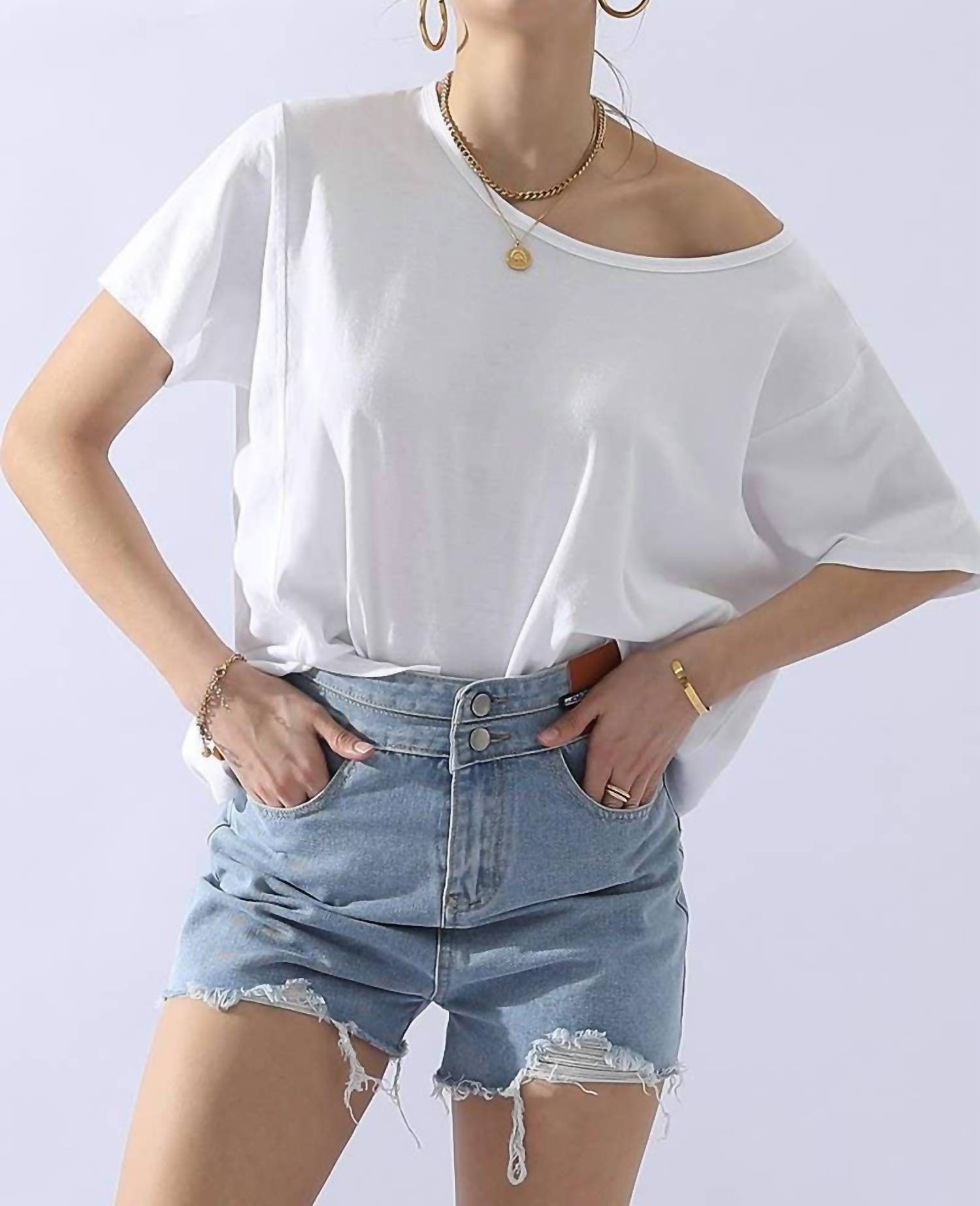 Ninexis - Loose Fit Shirt Top