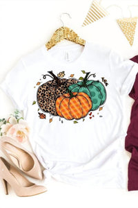 The Shirt Company - Women's Fall Pumpkin With Leaves Shirt
