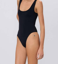 Eterne - Scoop Neck Tank Bodysuit