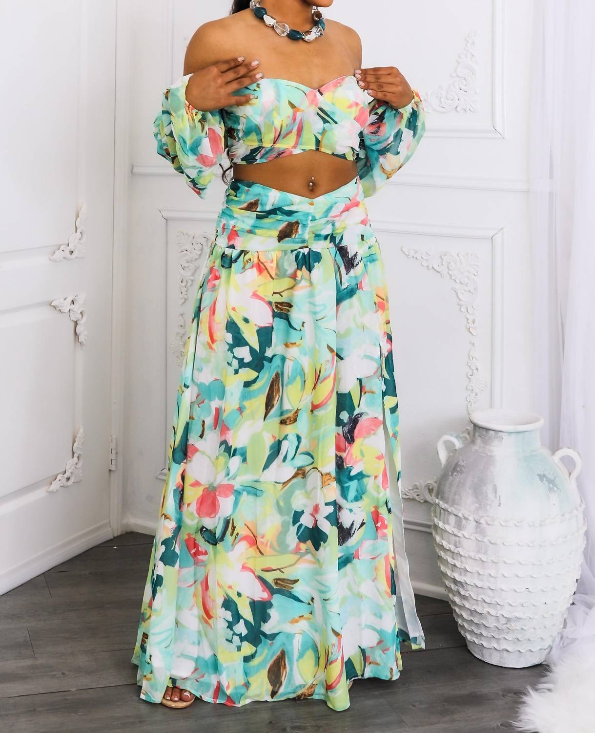 Surelymine - Tropical Floral Puff Sleeve Two-Piece Set with Slit Skirt