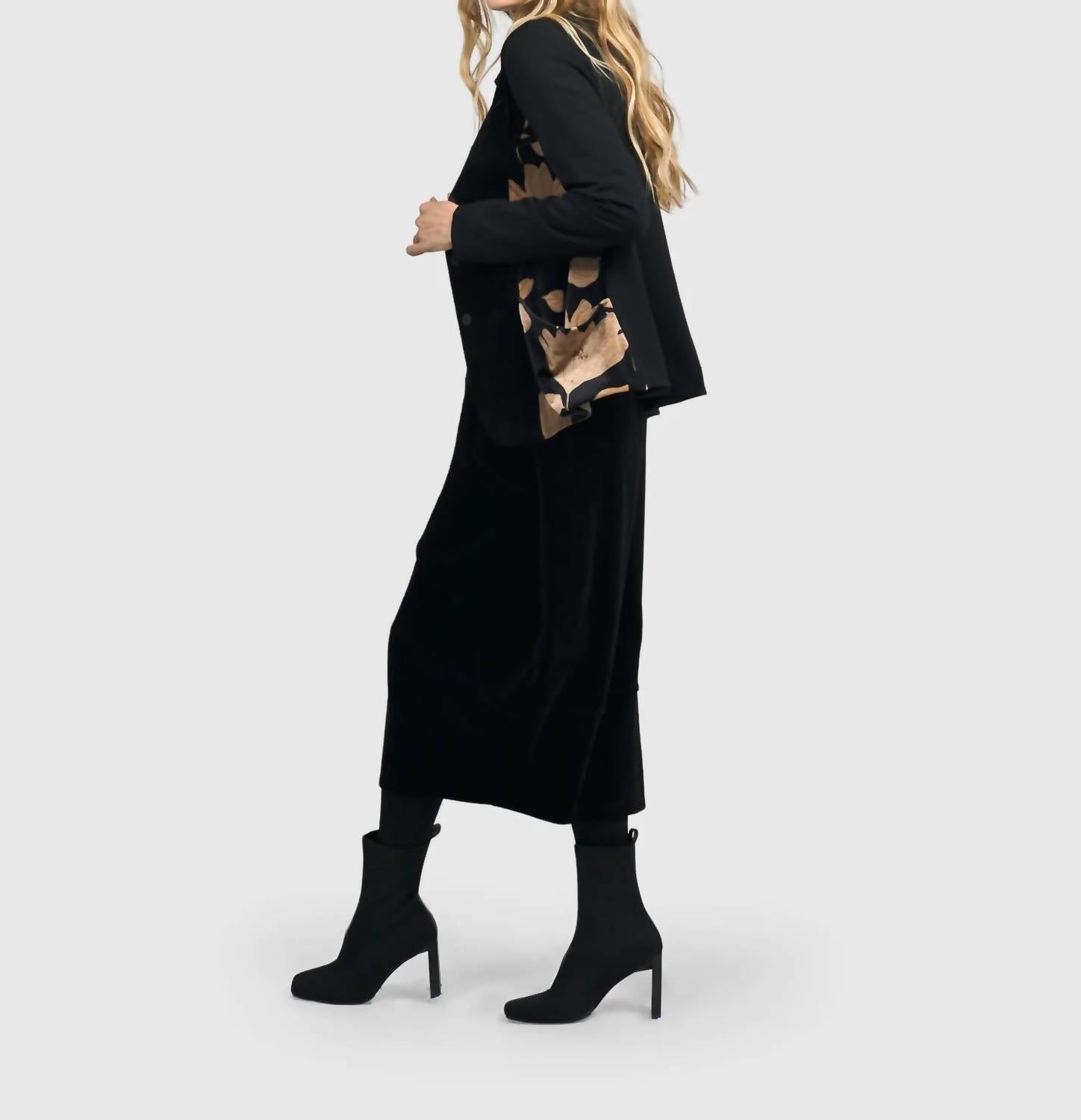 Alembika - Licorice Velvet Skirt