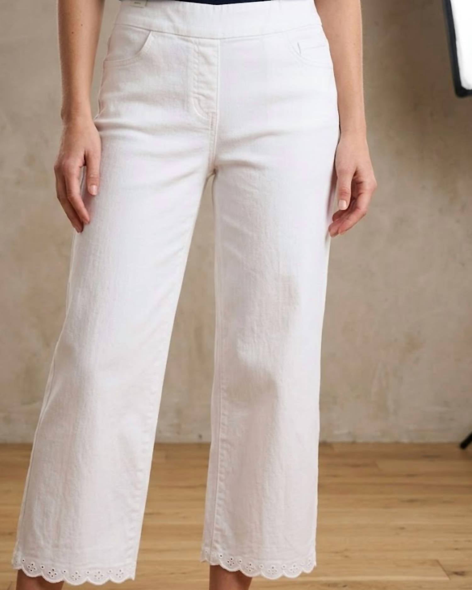 N Touch - Pull On Capri With Embroidery Scalloped Hem
