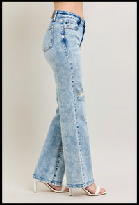 Judy Blue - Women's 90's Straight Denim Plus