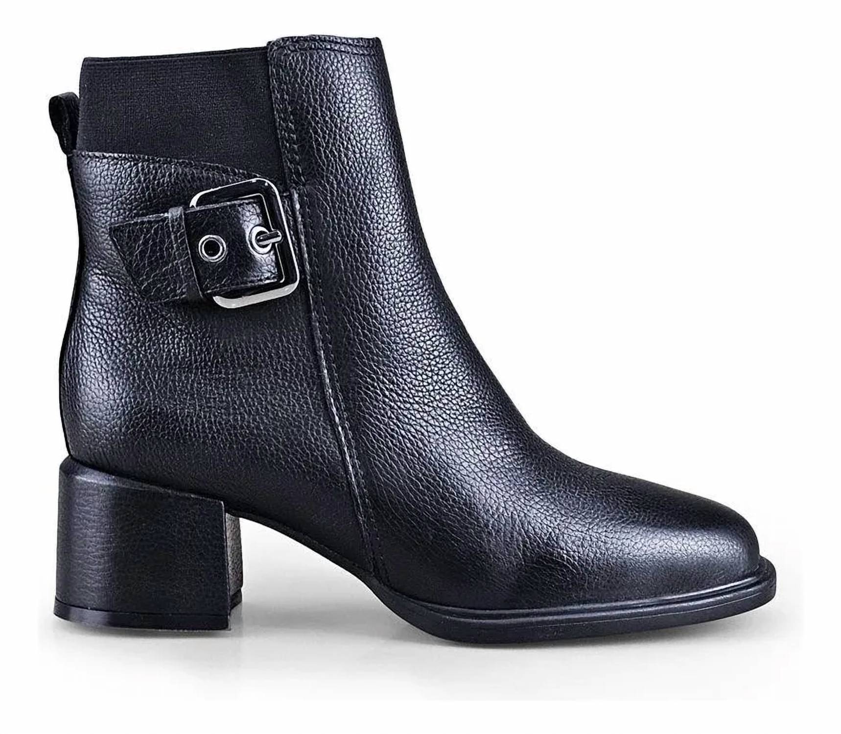 Bottero Women's Couro Burnish Preto Short Boot in black - women's shoe
