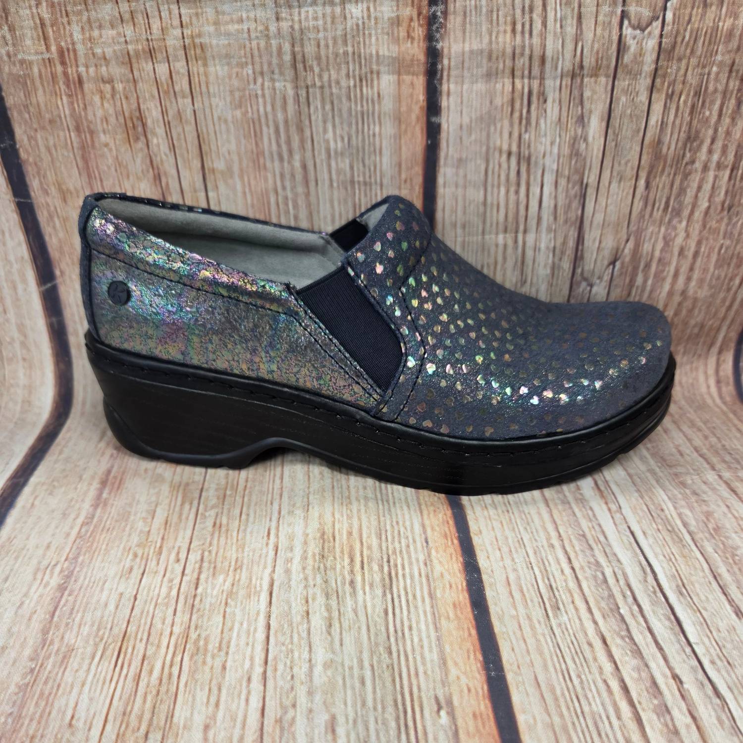 Klogs Footwear - Women's Naples Closed Back Slip On Clog
