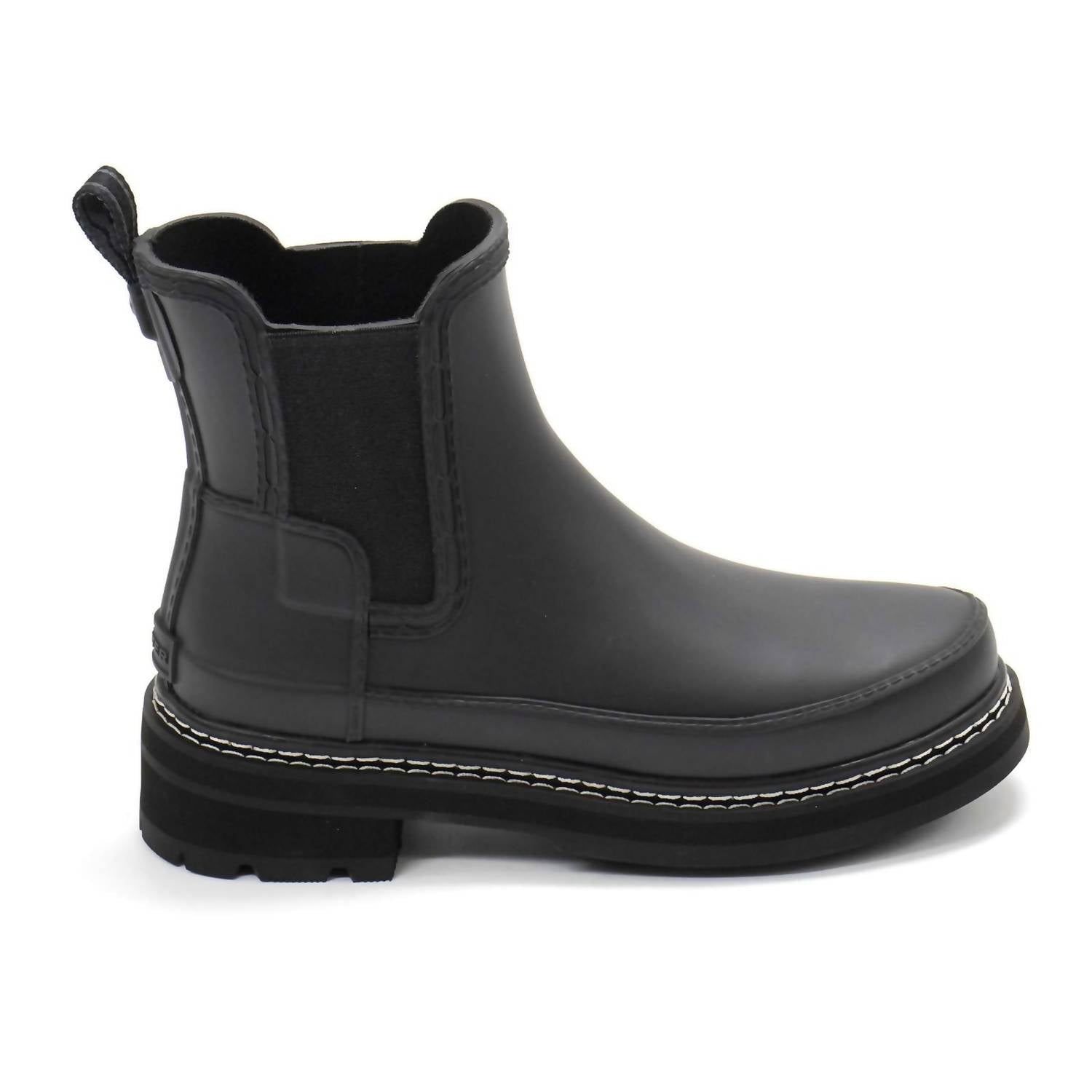 HUNTER Women's Refined Stitch Detail Slim Fit Chelsea Boots in black - women's shoe - detail view