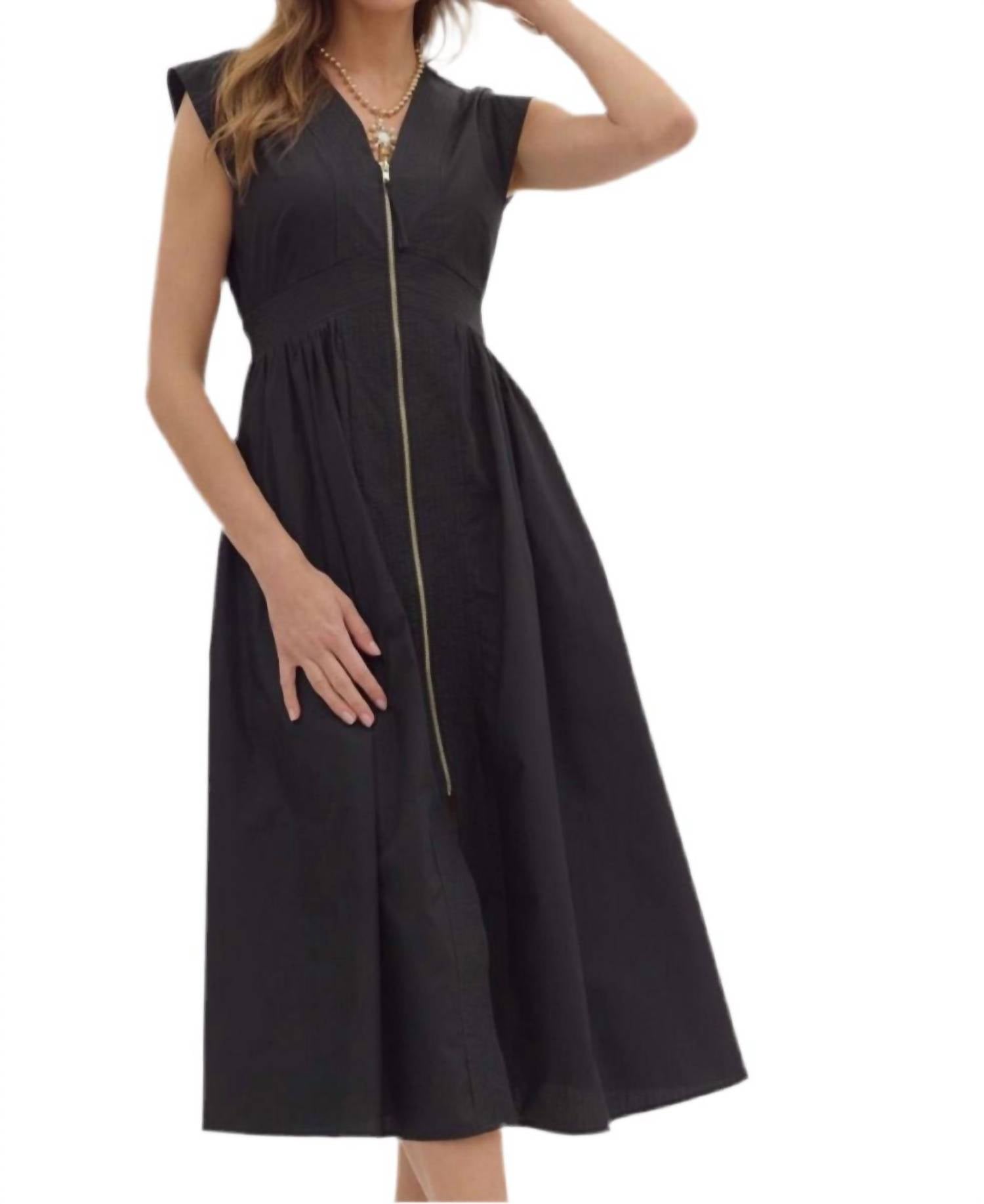 Entro - Effortless Luxe Midi Dress