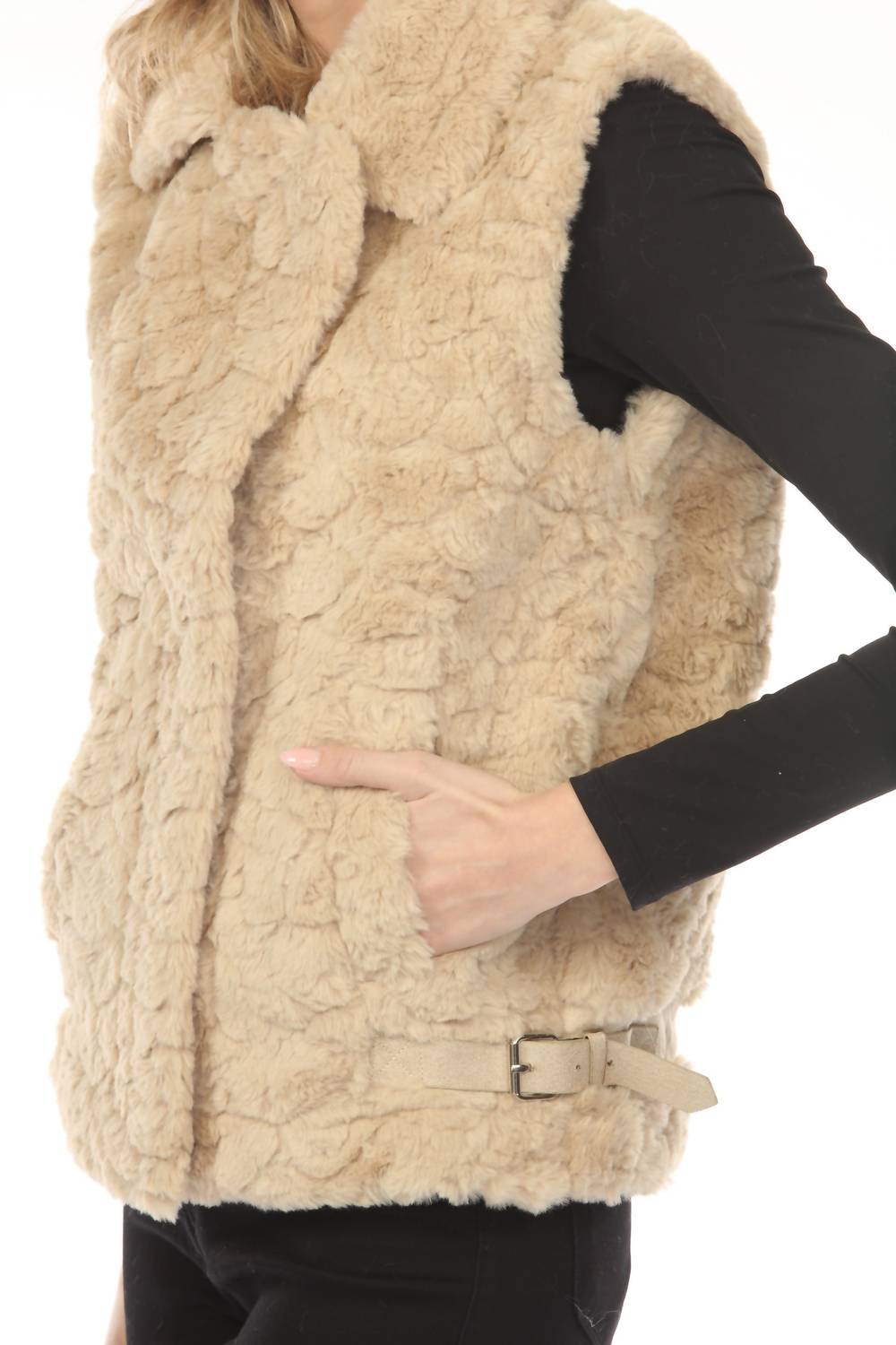 Metric Knits - Faux Fur Zip Up Vest