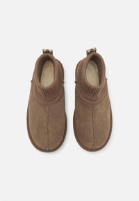 Ugg - Kids Classic Ultra Stretch Cuff Boot