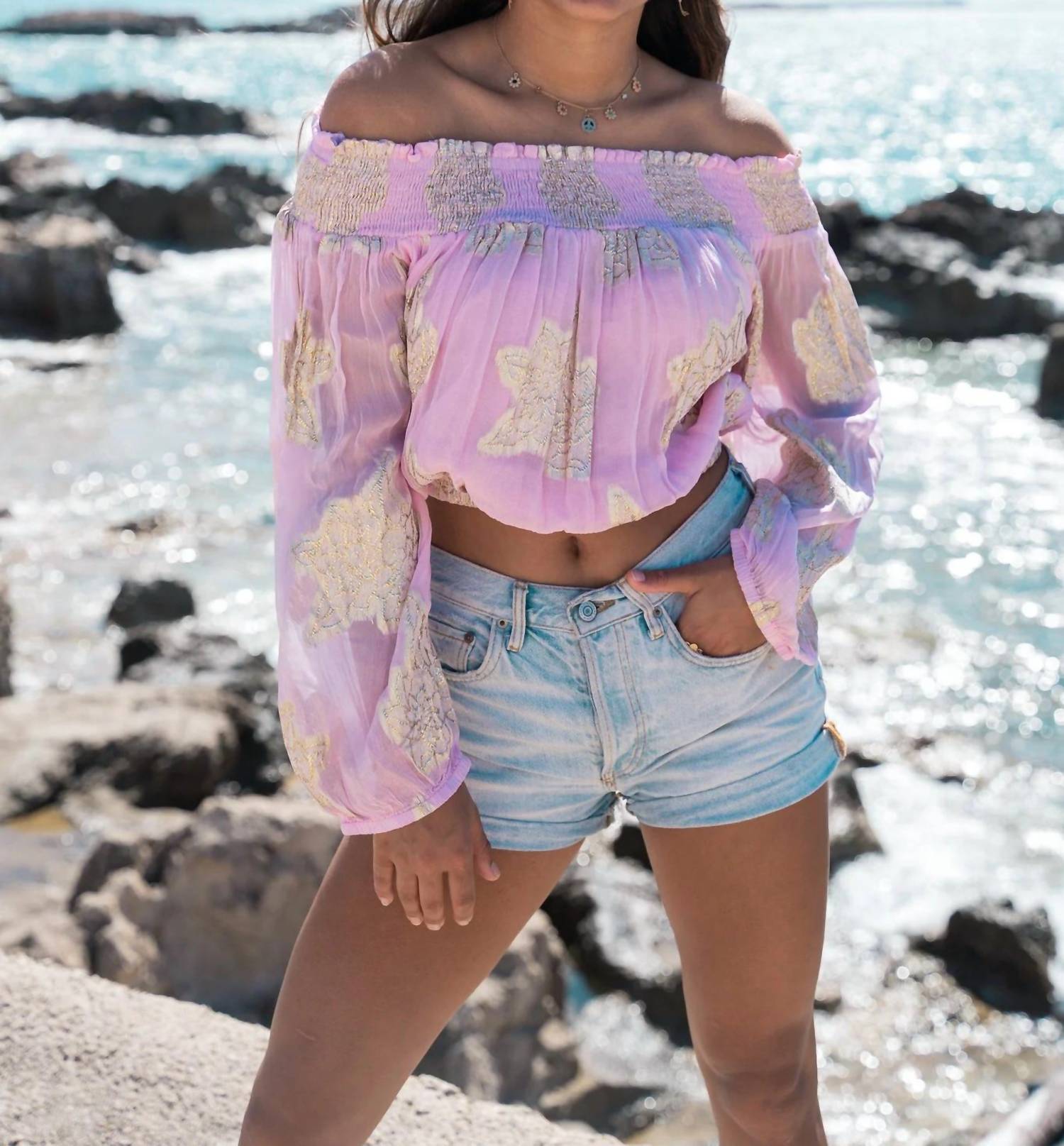 Ibz Mode - Women's Glimmer Off Shoulder Top