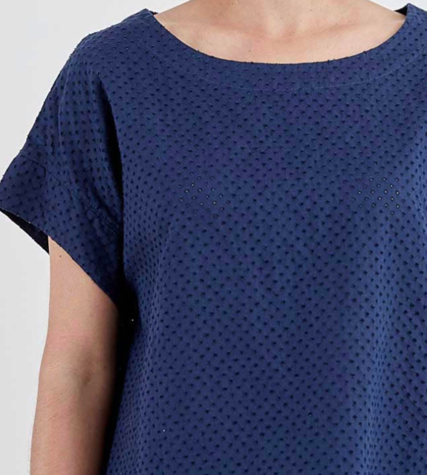 Cut Loose - Pinhole Short Sleeve Crop Top