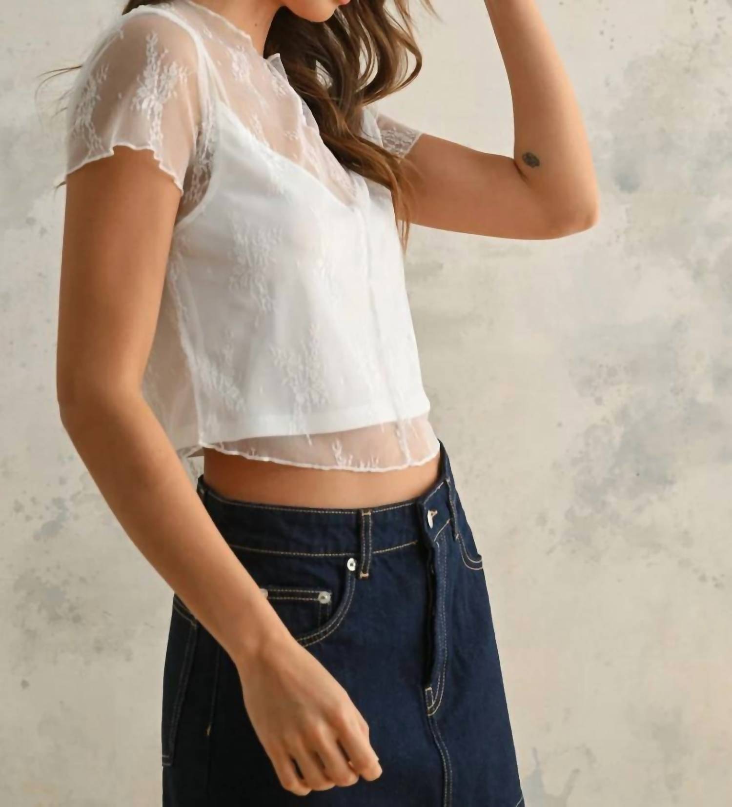 Miou Muse - Cropped Lace Top