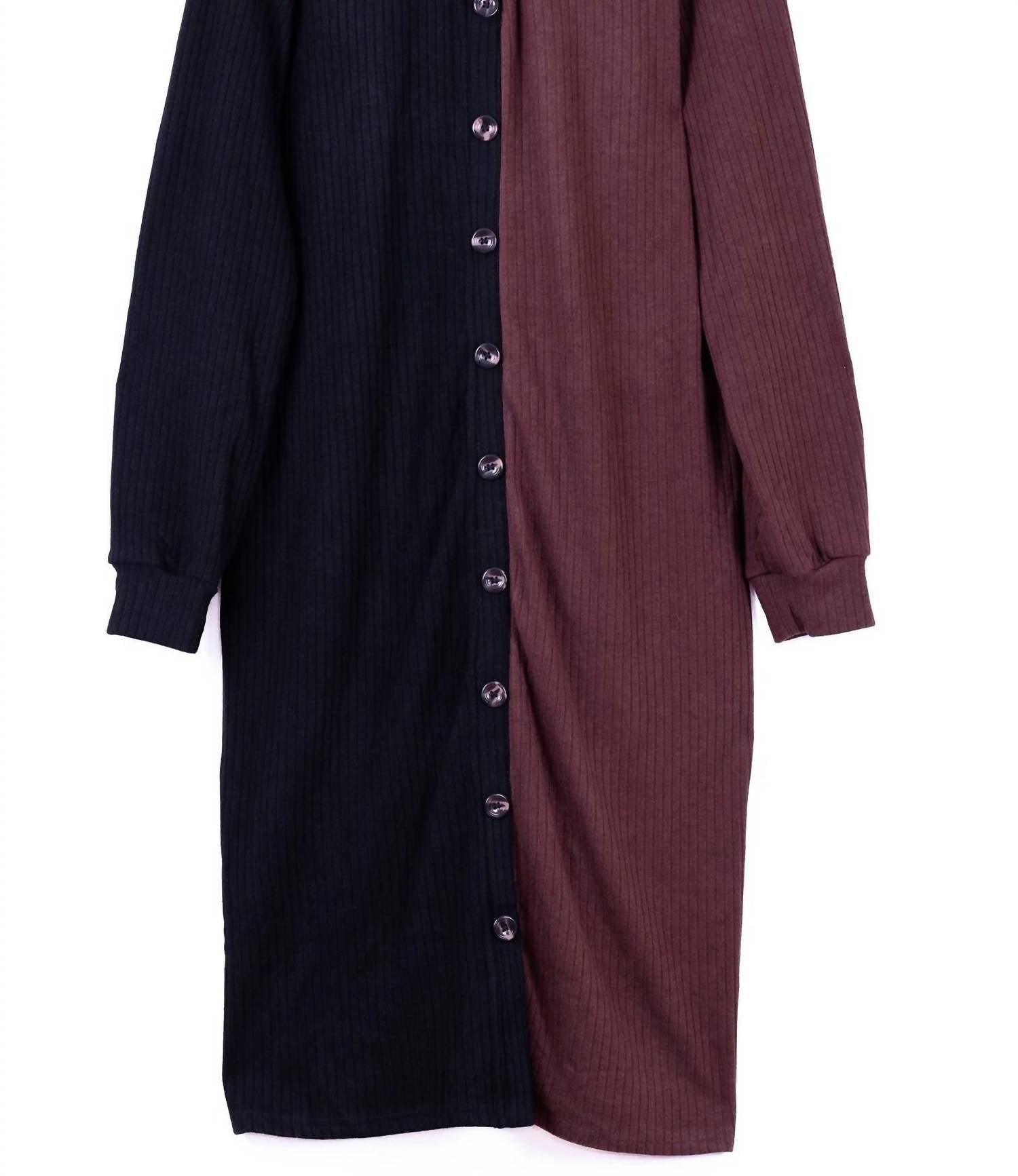 Swuun - Two-tone Button-down Ribbed Knit Sweater Dress
