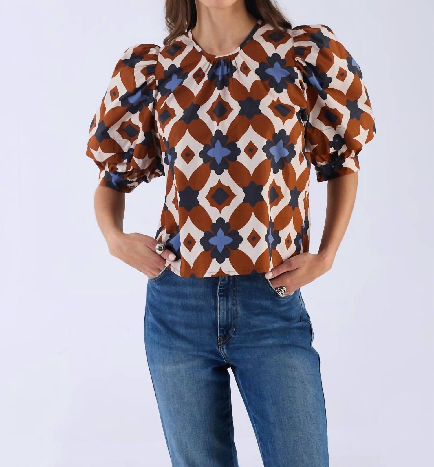 BEYOND by Vera Lilly Mosaic Top in brown - women's blouse