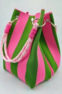 Swan Madchen - Women's Striped Ring Clasp Woven Bucket Bag