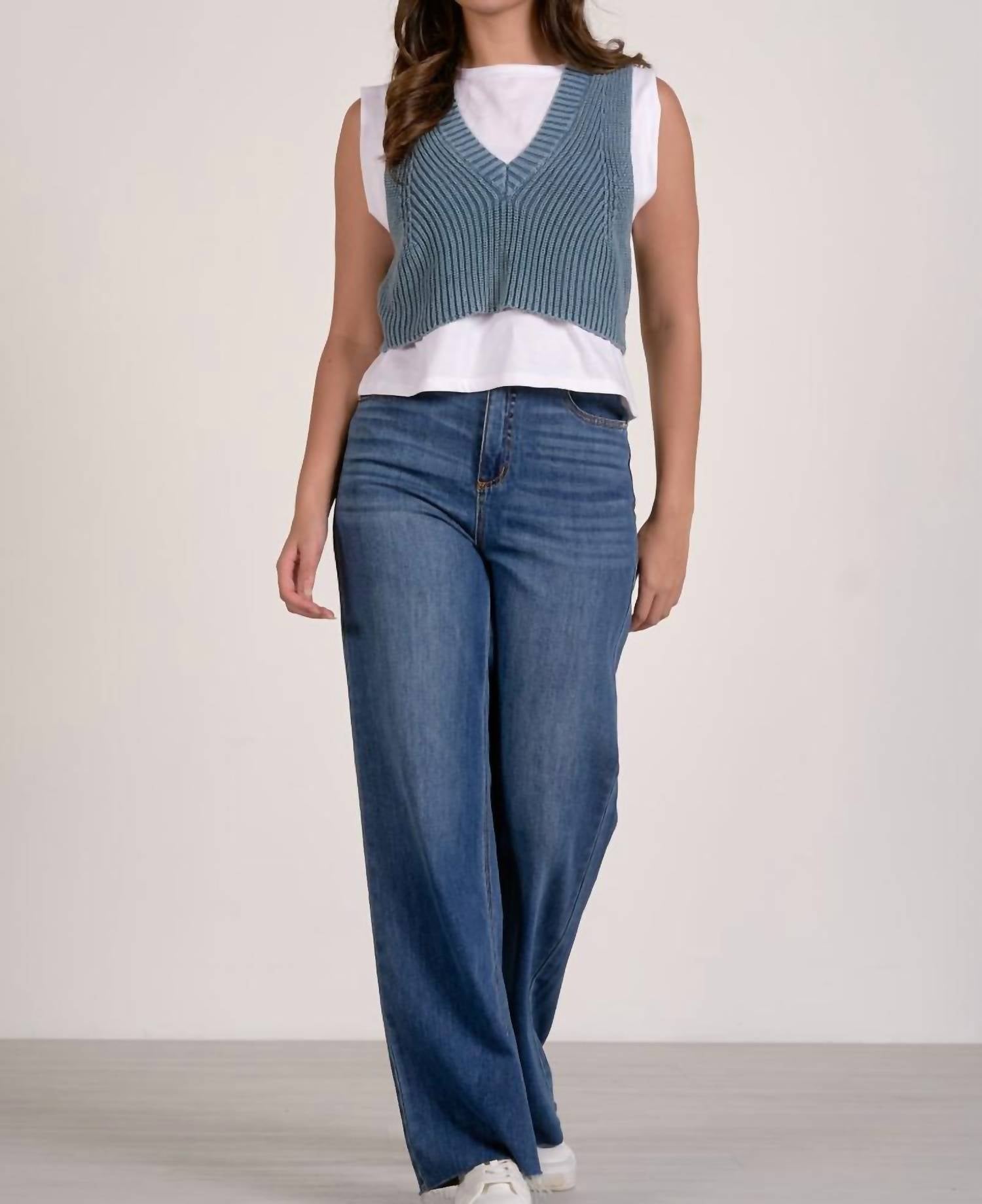 Elan - Tabitha Layered Sleeveless Sweater