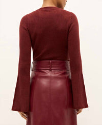 Marie Oliver - Carrey Top