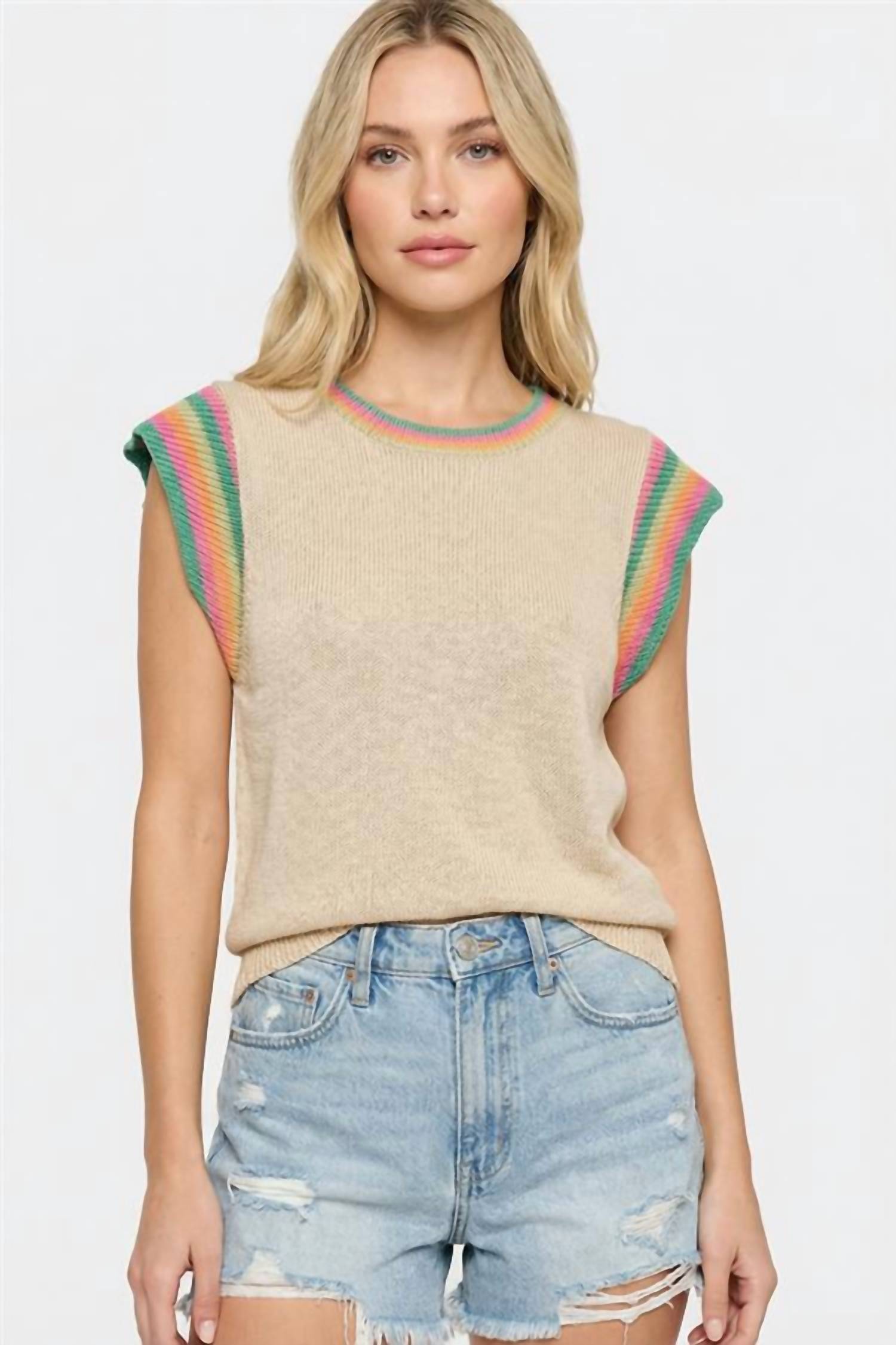 Staccato - Multi Accented Flutter Sleeve Top