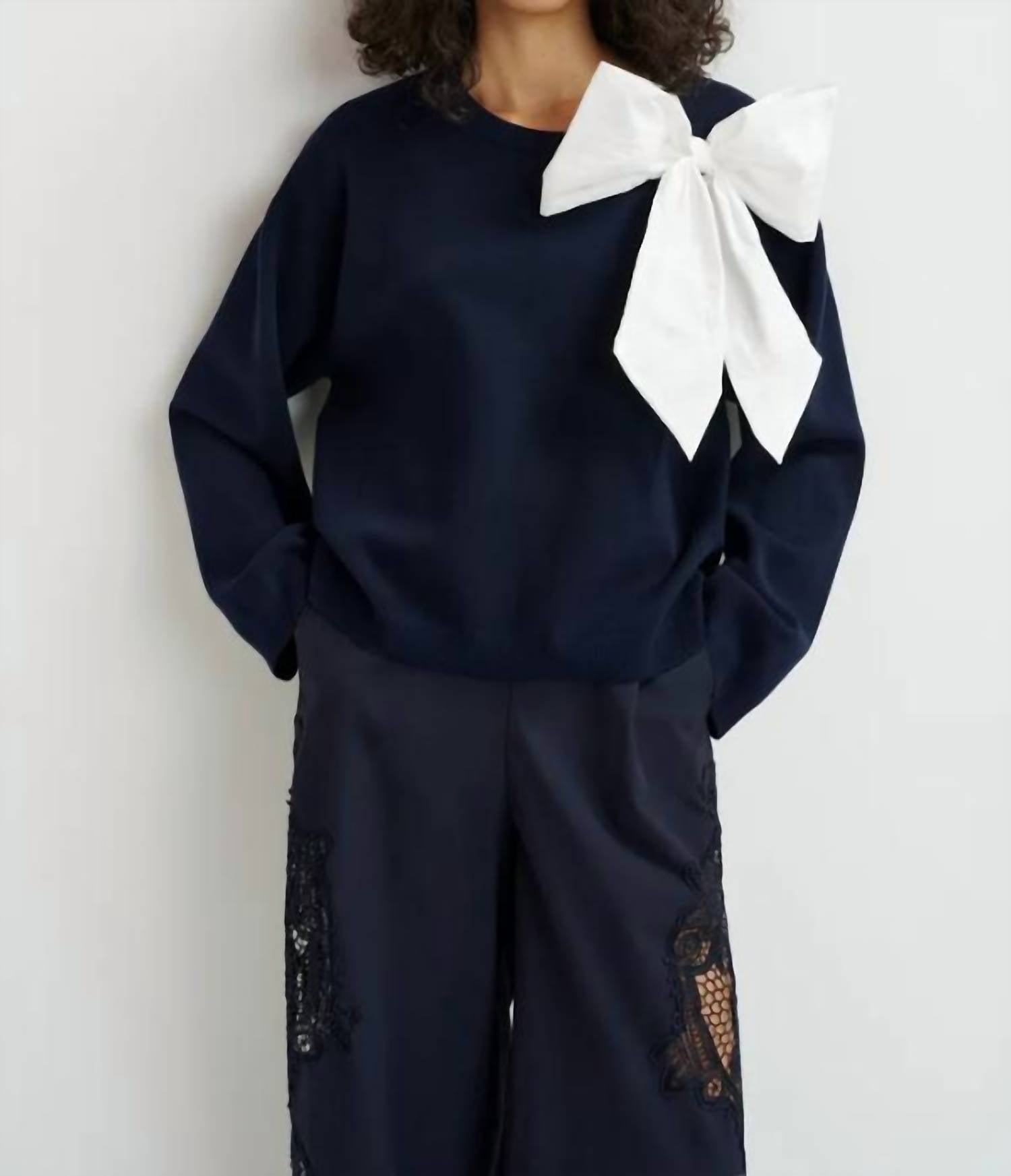 Essentiel Antwerp - Hoslo Pullover With Bow