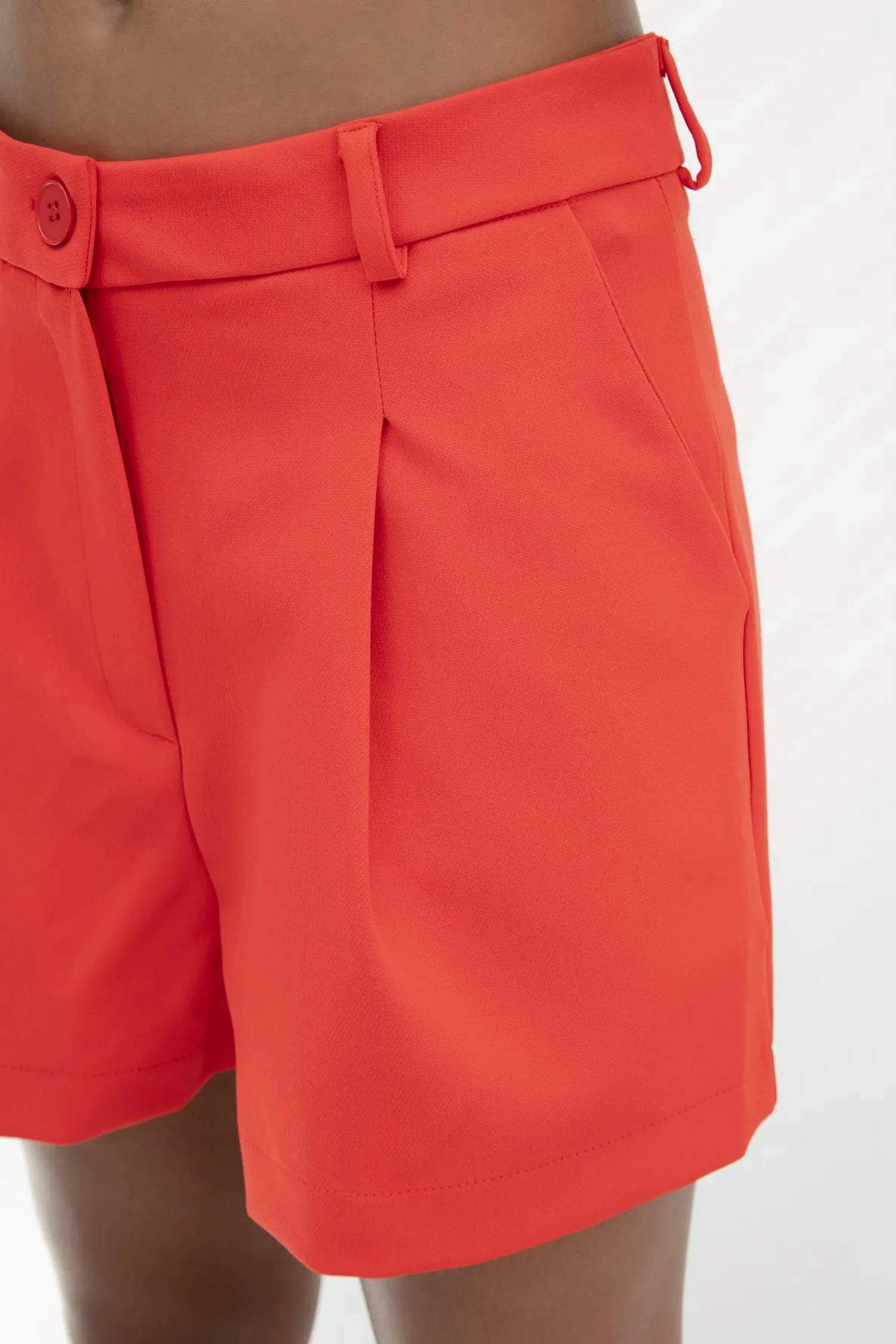 Bsl - High-waisted Pleated Shorts