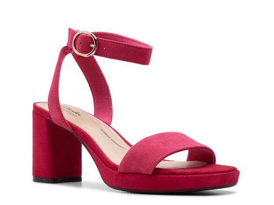 Clarks - Women's Amberlyn Bay Sandals