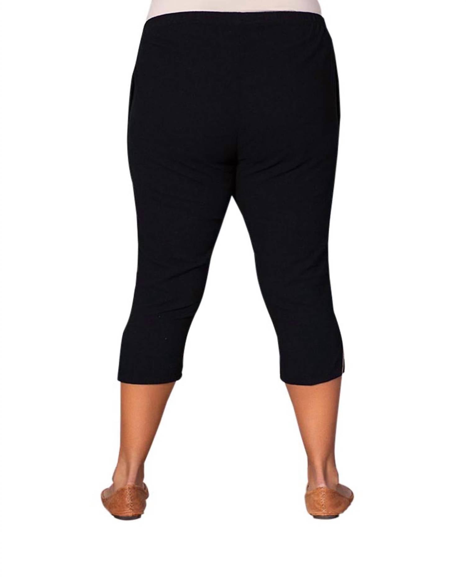 On The Plus Side - Crinkle Cotton Crop Pants - Plus