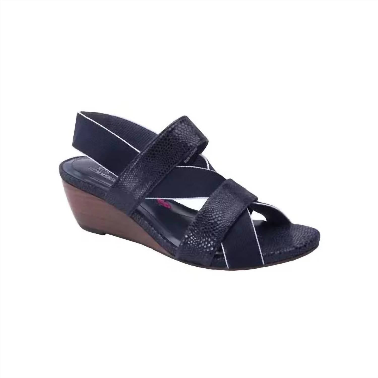 Ros Hommerson - Women's Wynona Wedge Sandal