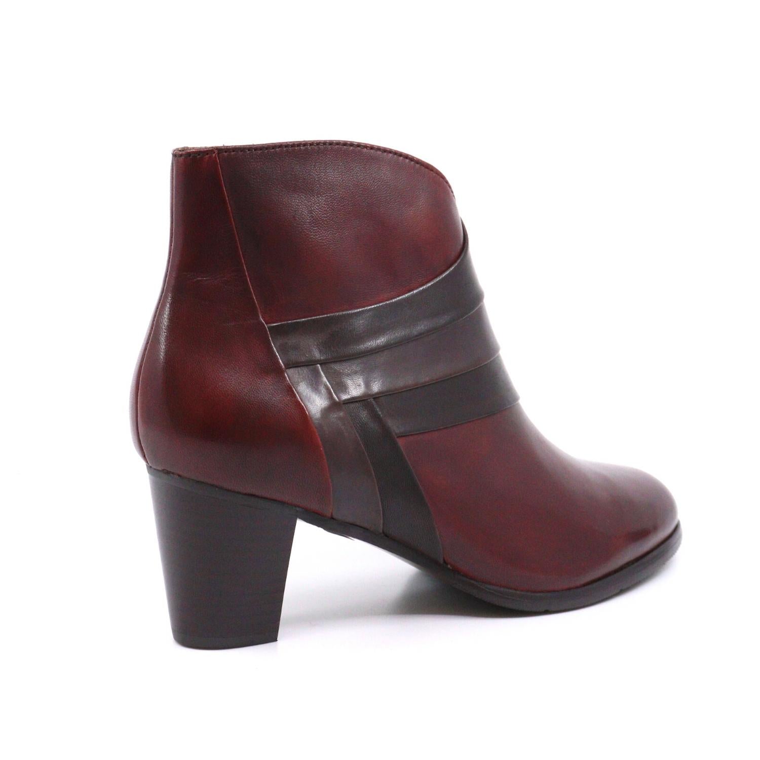 Regarde Le Ciel - Women Sonia Glove Leather Boot