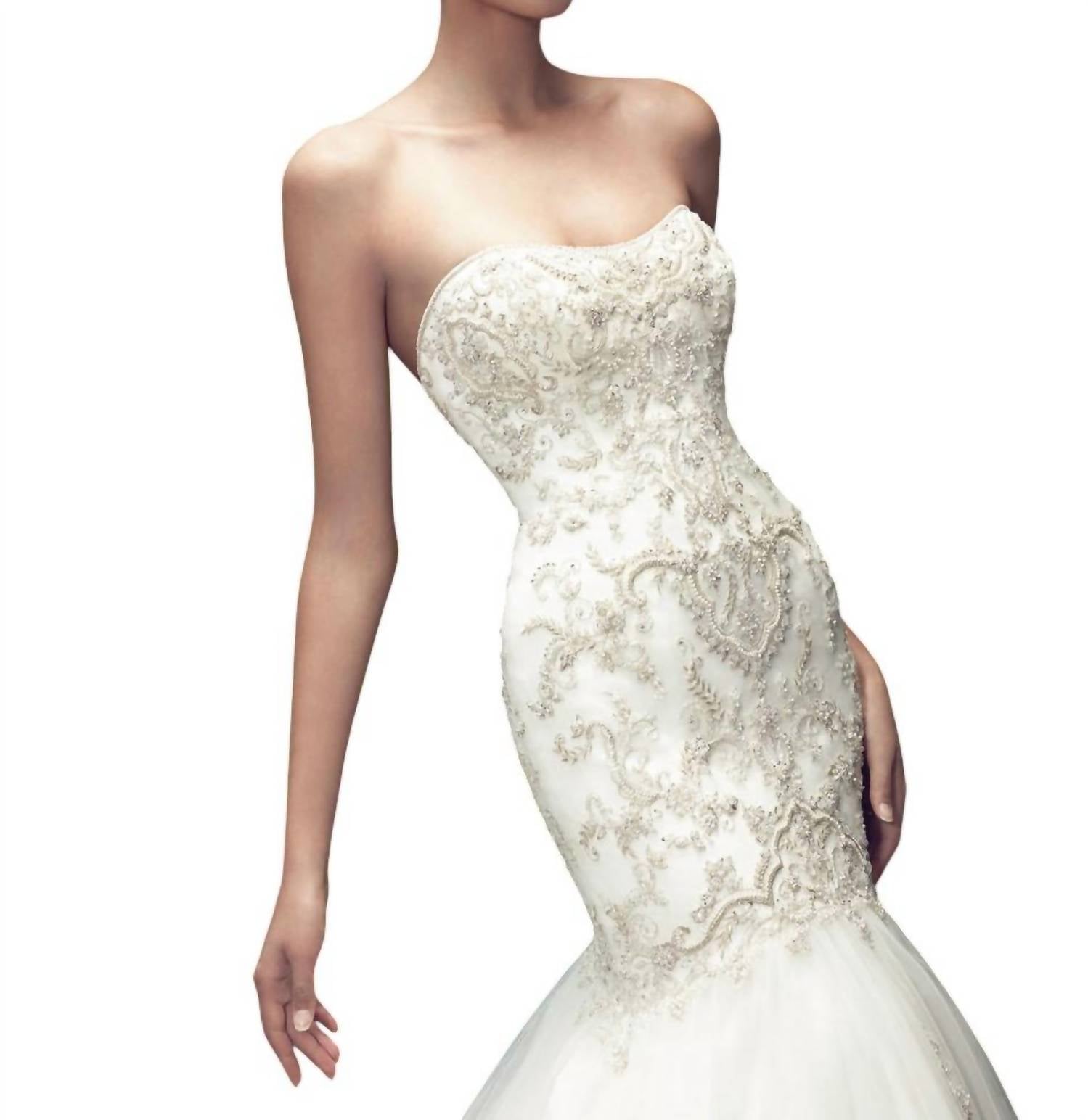 Casablanca - STRAPLESS FIT AND FLARE SHAPED GOWN