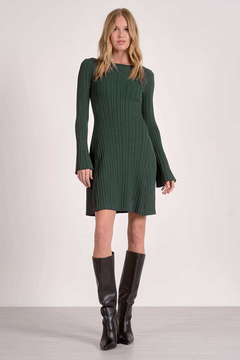 Elan - Crewneck Longsleeve Dress