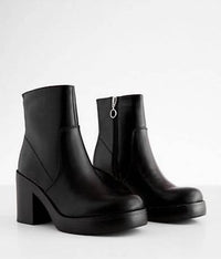 Dirty Laundry - Women's Groovy Ankle Boot