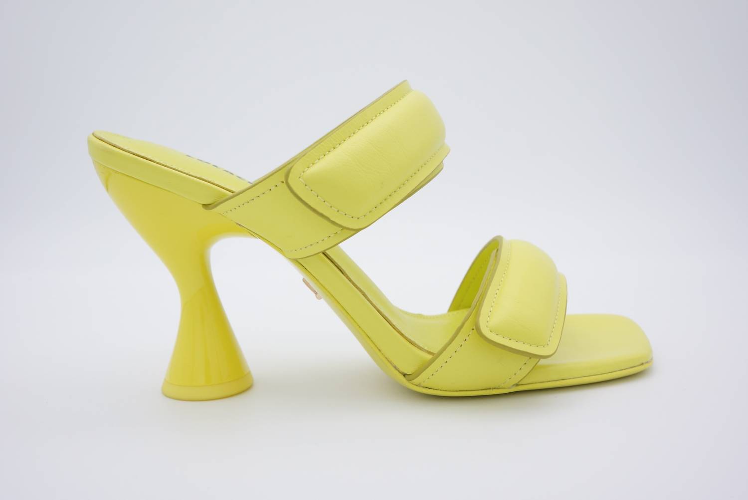 Lola Cruz - Women's Treviso Heeled Sandals