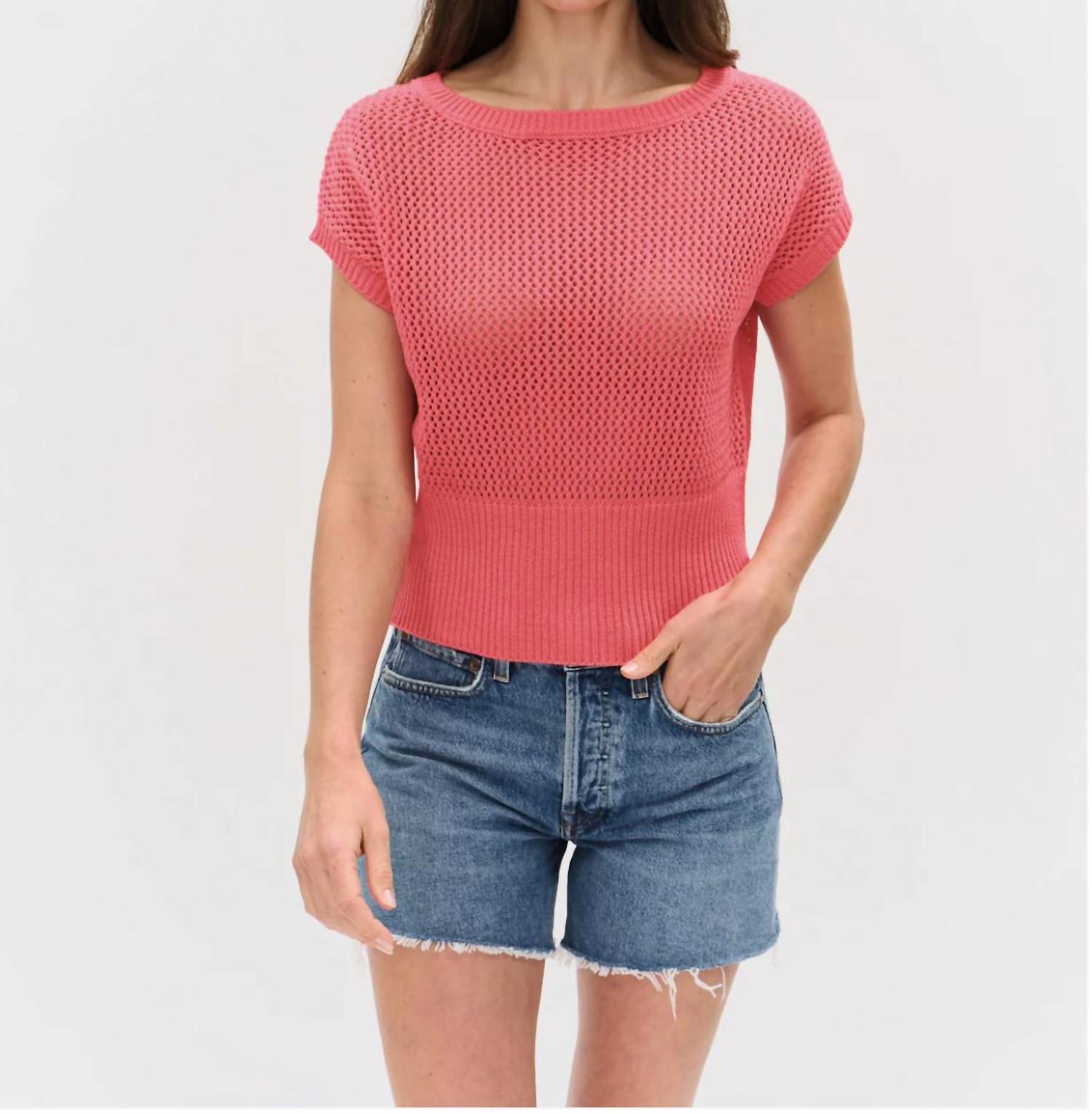 Six/Fifty - Capri Top