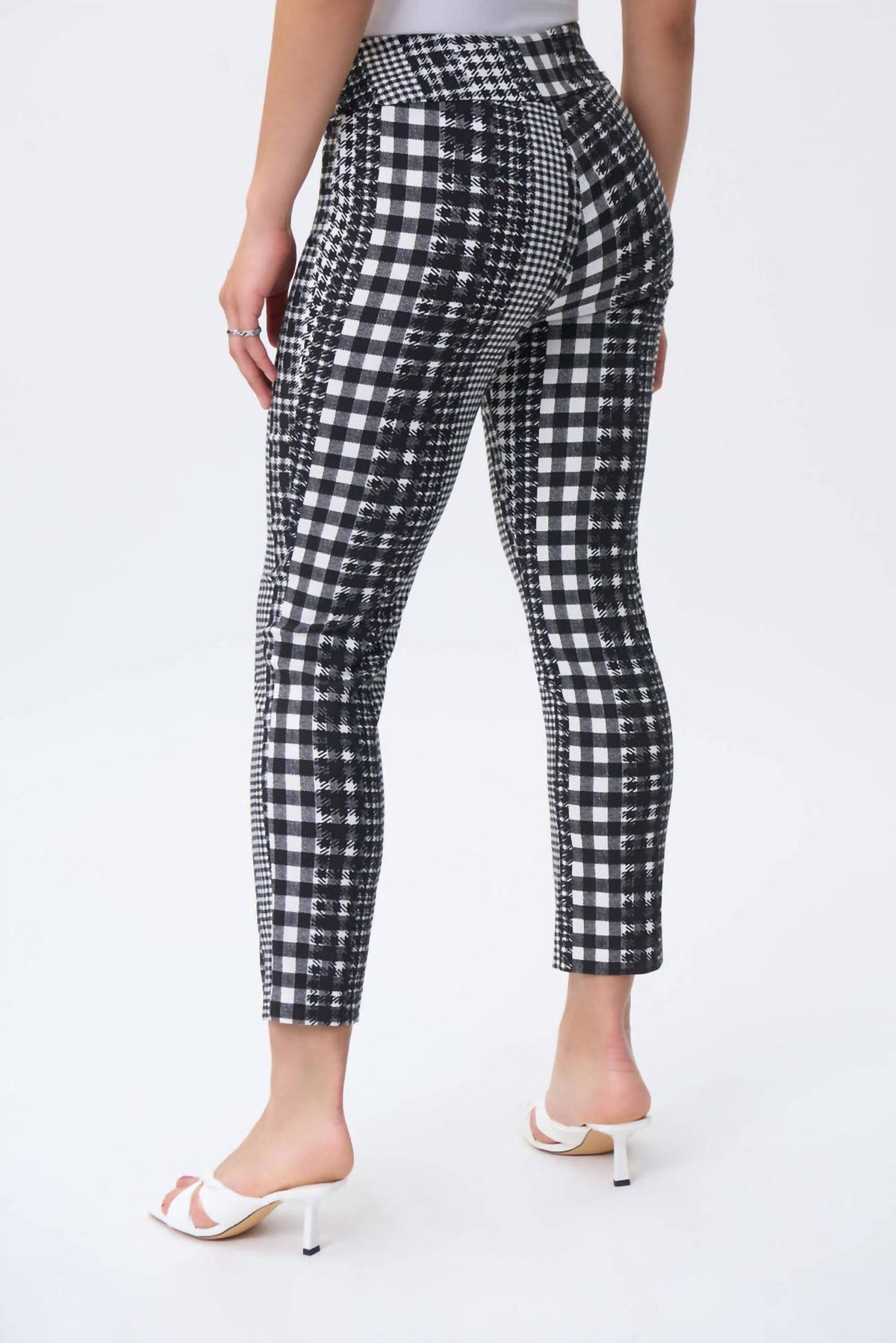 Joseph Ribkoff Pull On Cropped Pants in vanilla black - women's pants - detail view