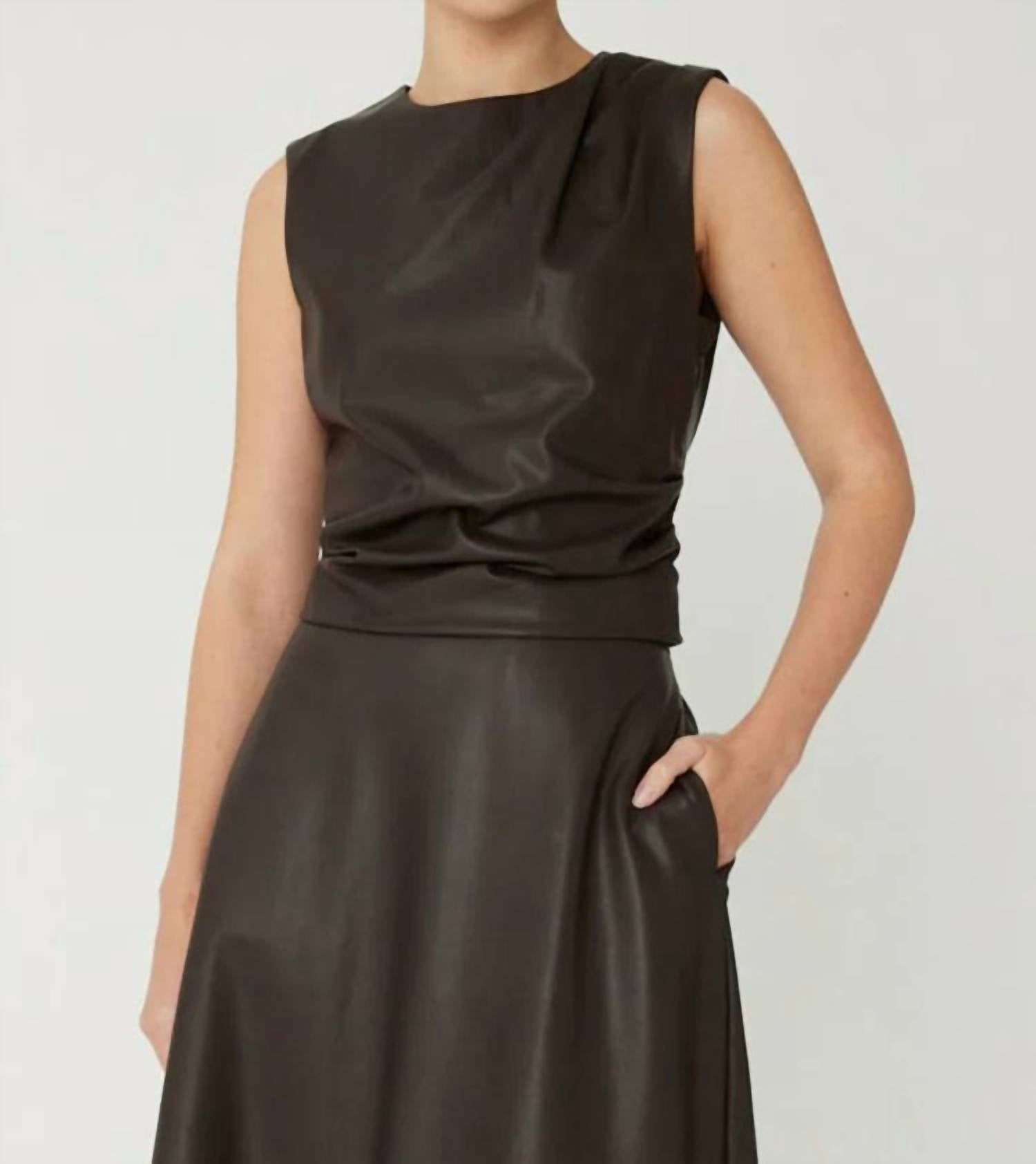 Js71 - Mina Top