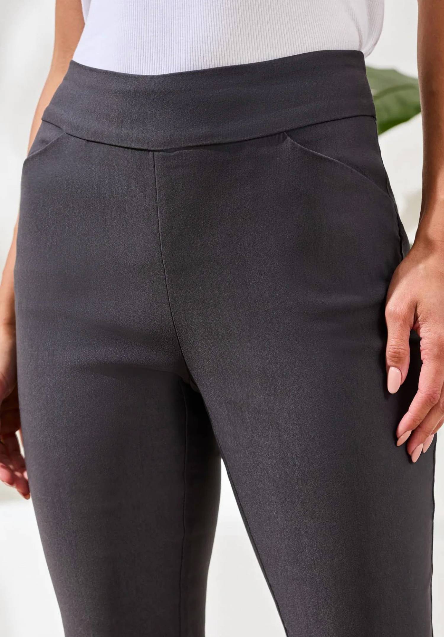 Tribal - Flatten It Slimming Ankle Pants