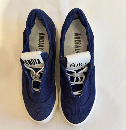 Andia Fora - Women's Nina Sneaker