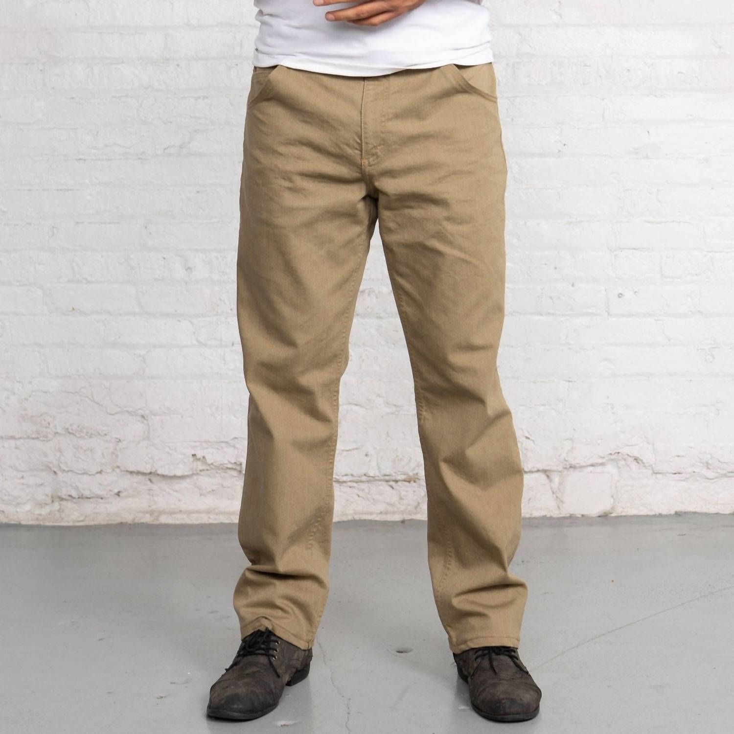 Deerfield Leathers - Tailored Fit Mid Rise Jeans
