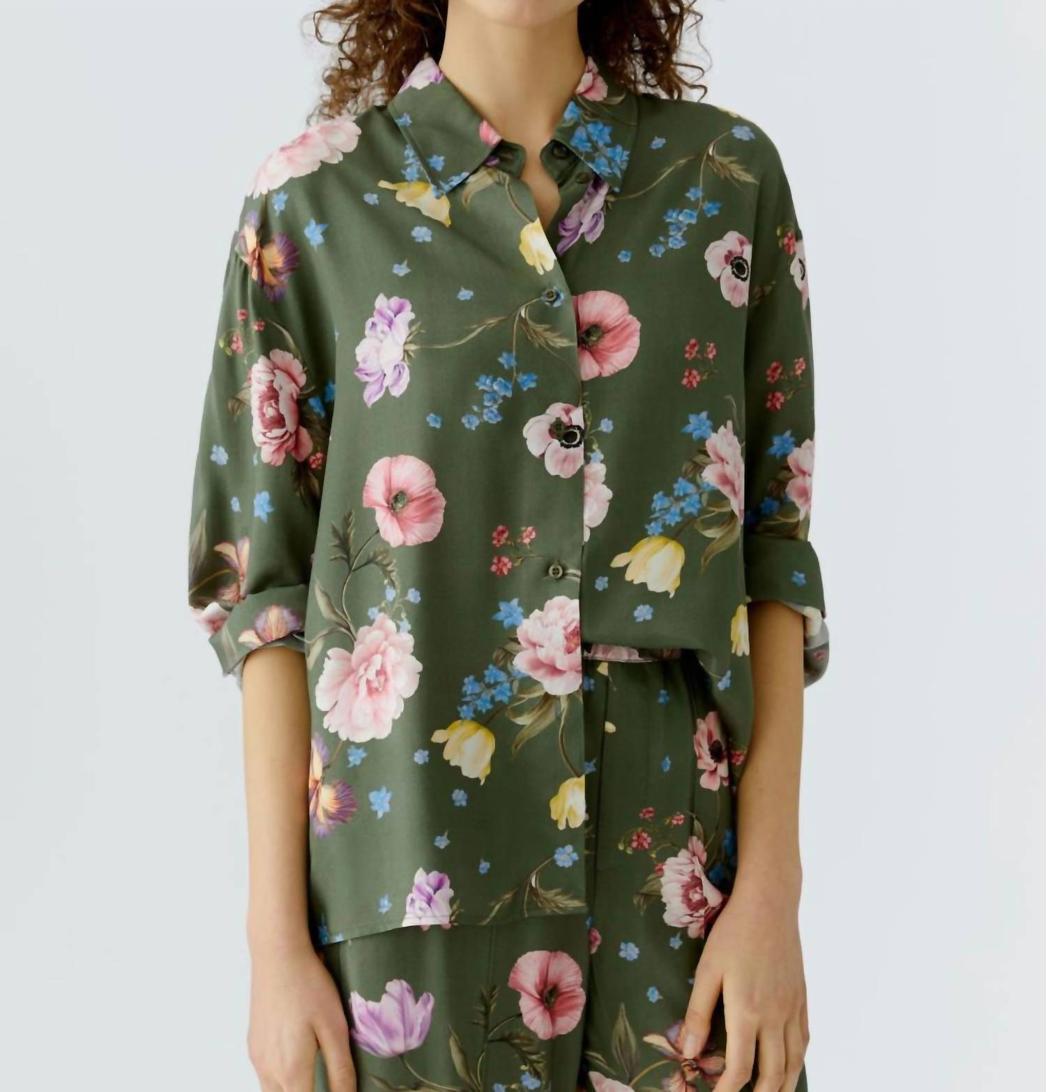 Oui Garden Floral Blouse in khaki red - women's blouse
