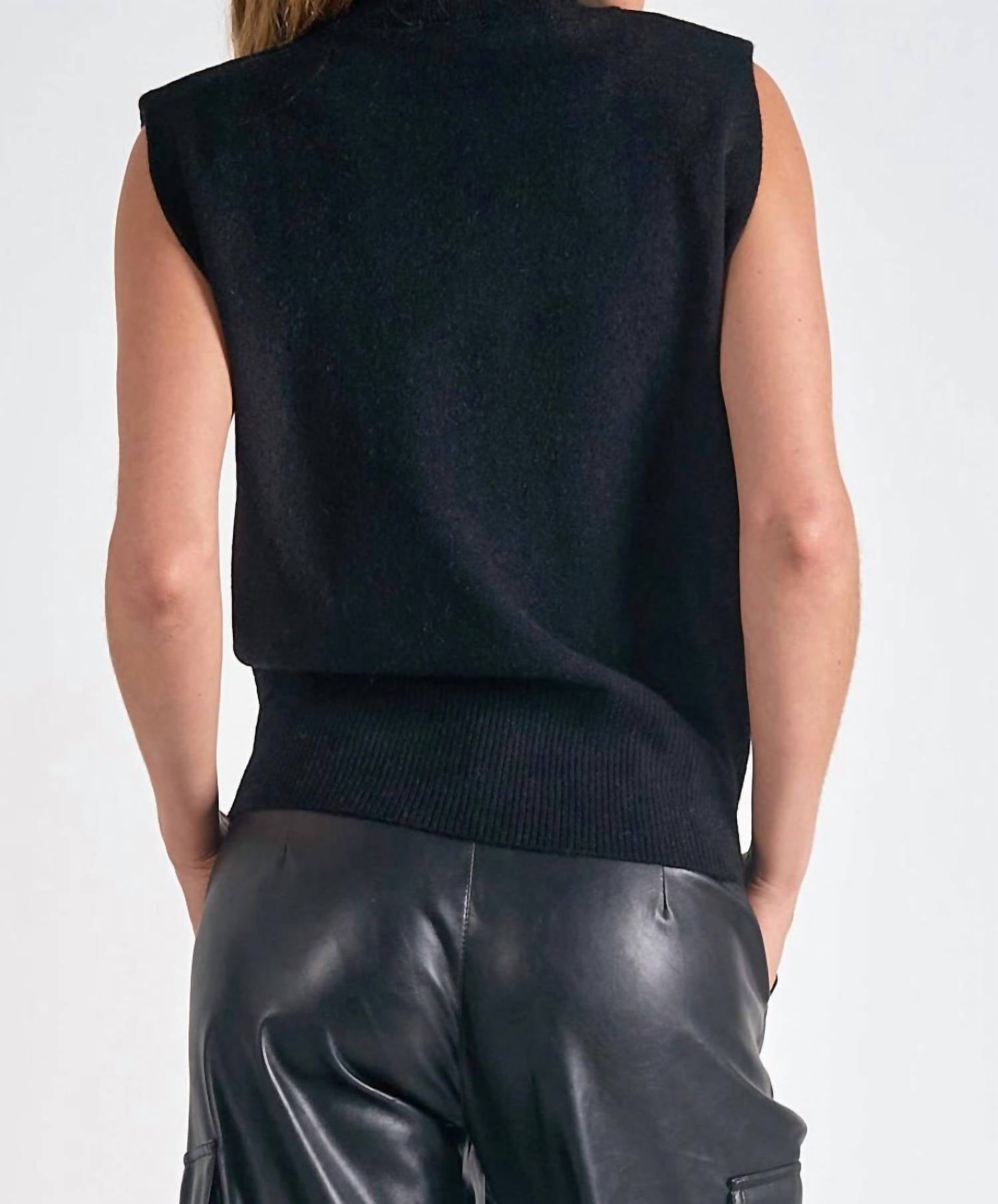 Elan - Sadie Sleeveless Sweater