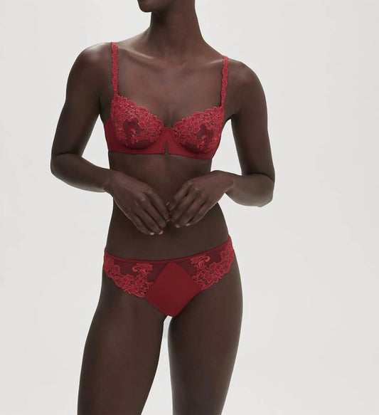 Simone Perele - Saga Thong