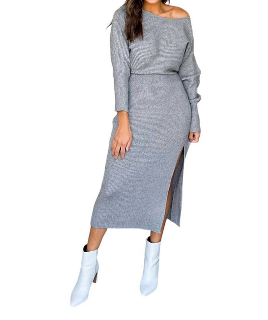 Blue Blush - Midi Sweater Dress