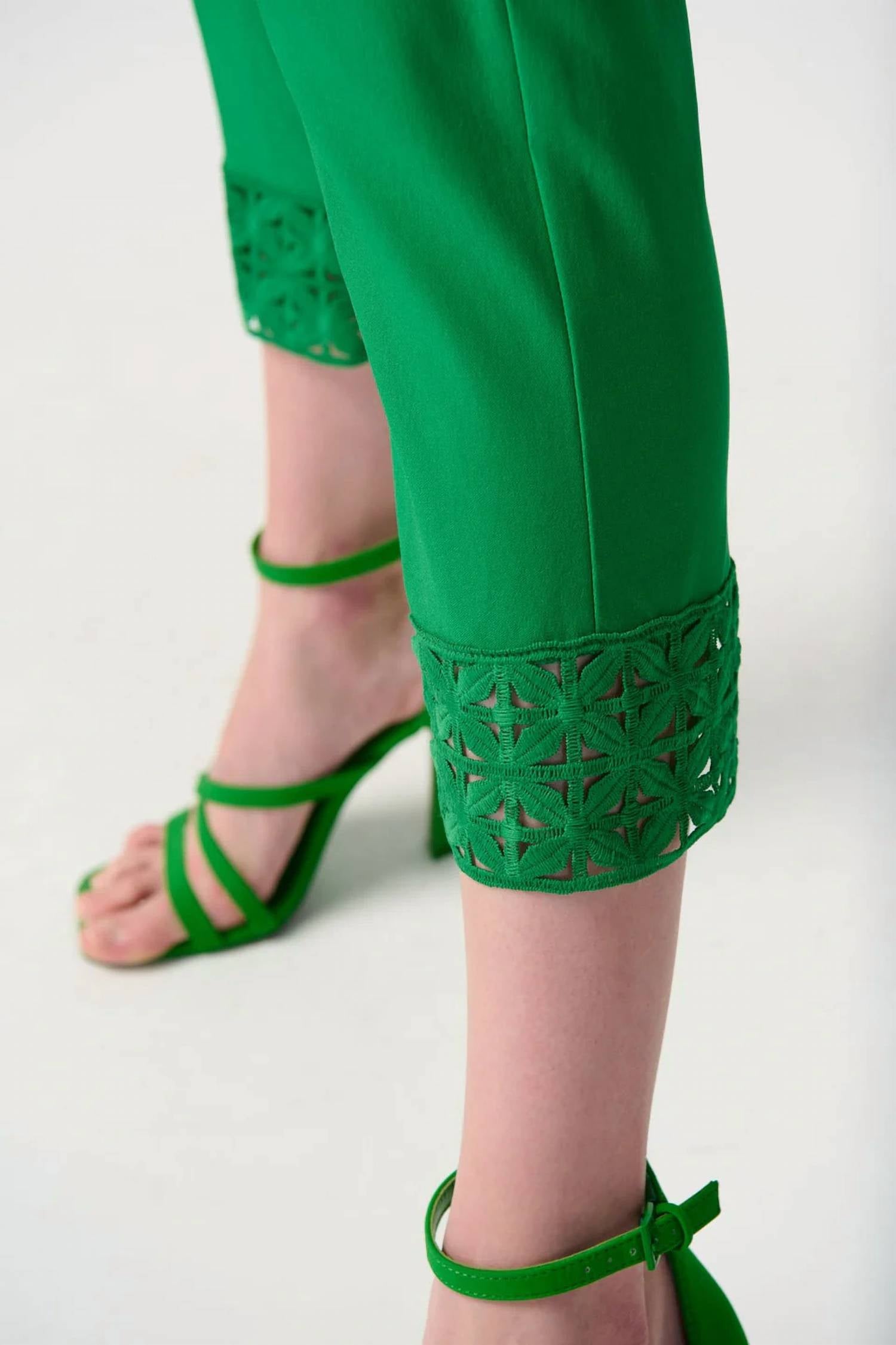 Joseph Ribkoff - SLIM CROPPED LACE TROUSER