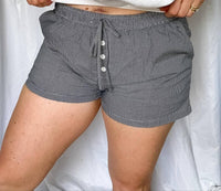 Le Lis - Women's Beachside Checkered Shorts