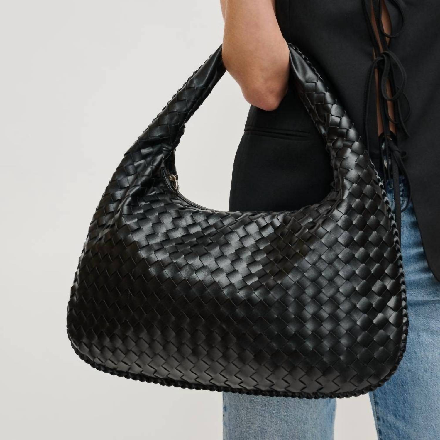 Urban Expressions - Women's Victoria Woven Hobo Bag