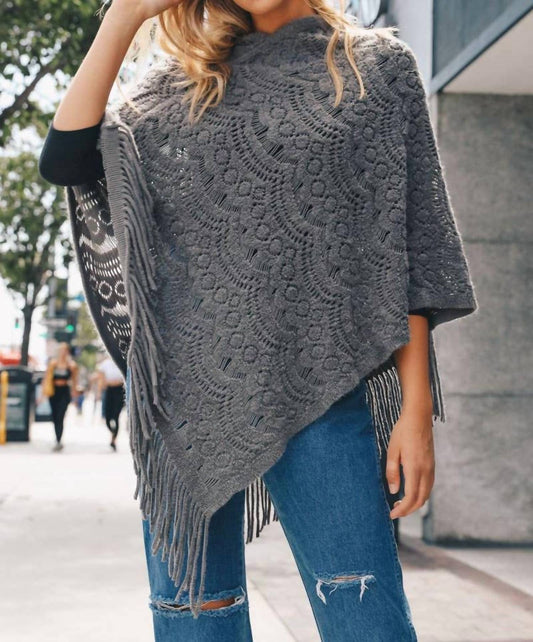 Leto - Cozy Scallop Lace Poncho