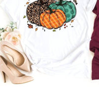 The Shirt Company - Women's Fall Pumpkin With Leaves Shirt