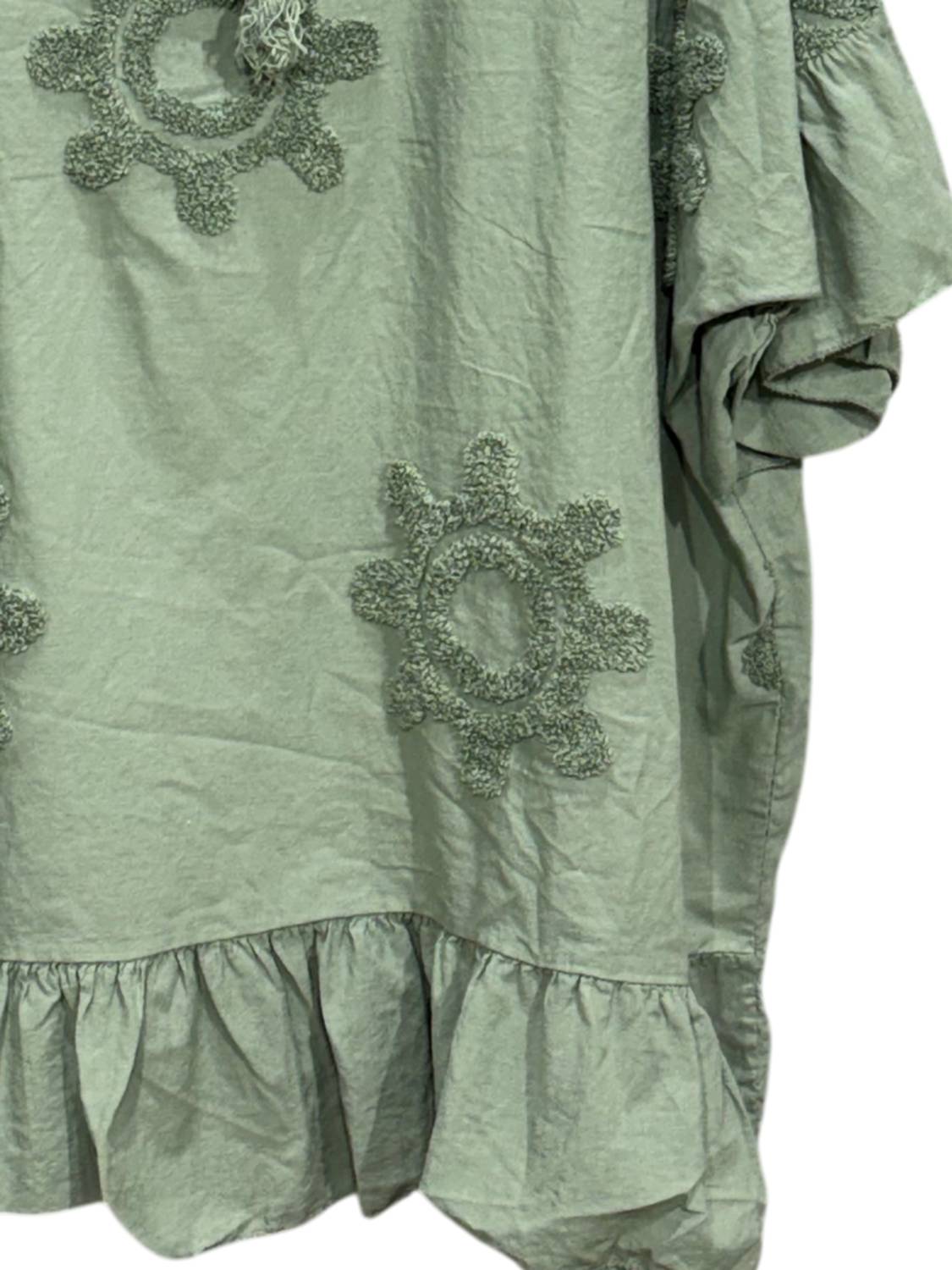 Oz - Women's Raised Embroidery V Neck Blouse