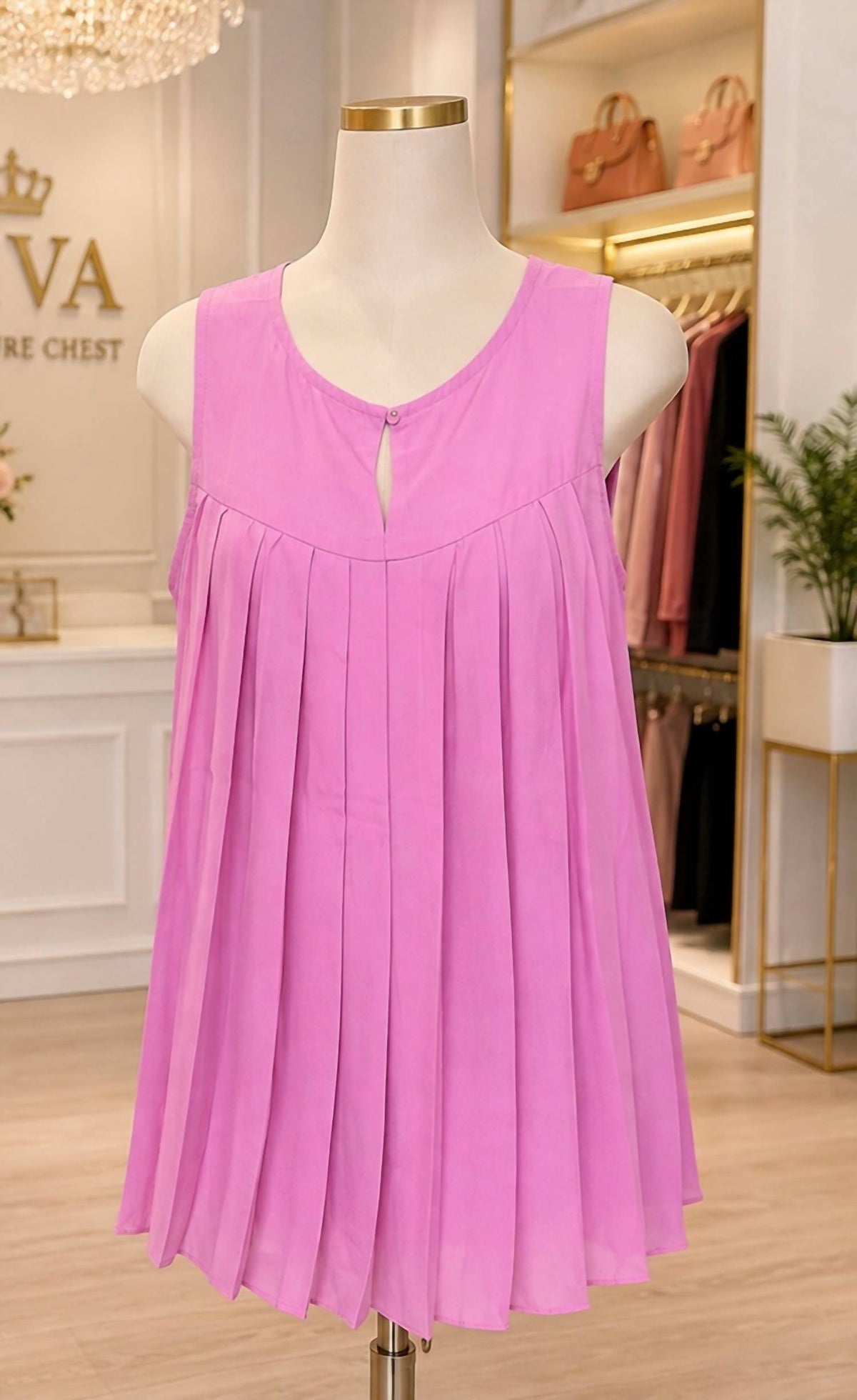 Ee:Some - Women's Back Pleat Tank
