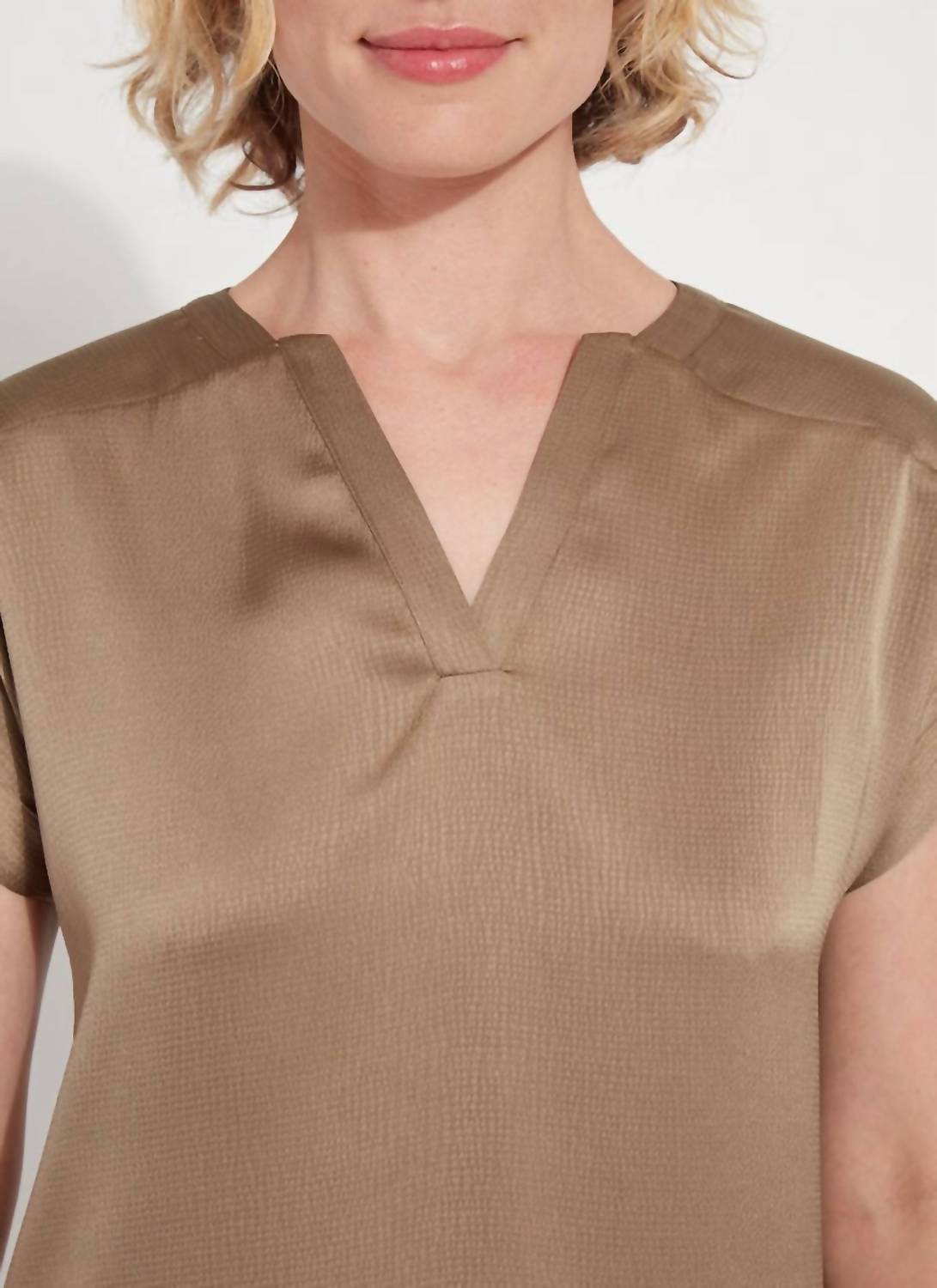 Lysse - Caroline V-neck Satin Top